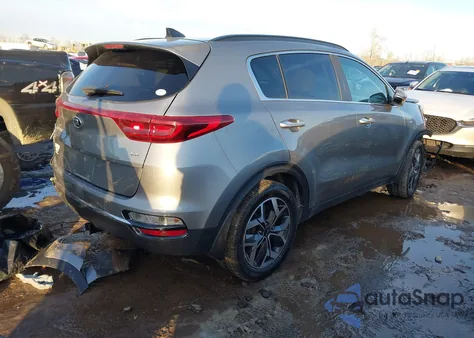 2020 Kia Sportage Ex z USA, uszkodzony, nr VIN KNDPNCACXL7720606